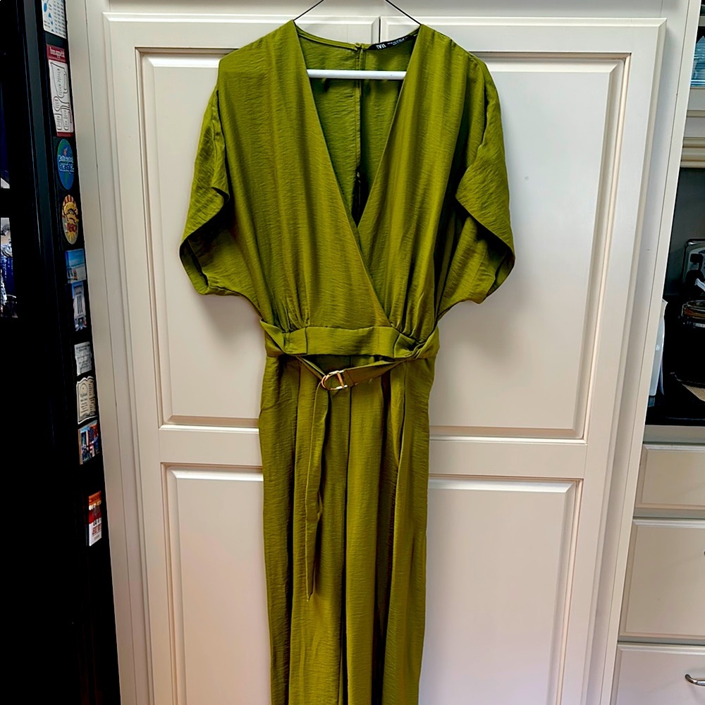 Zara jumpsuit size M